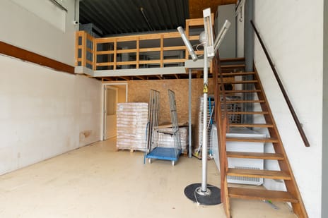 View photos