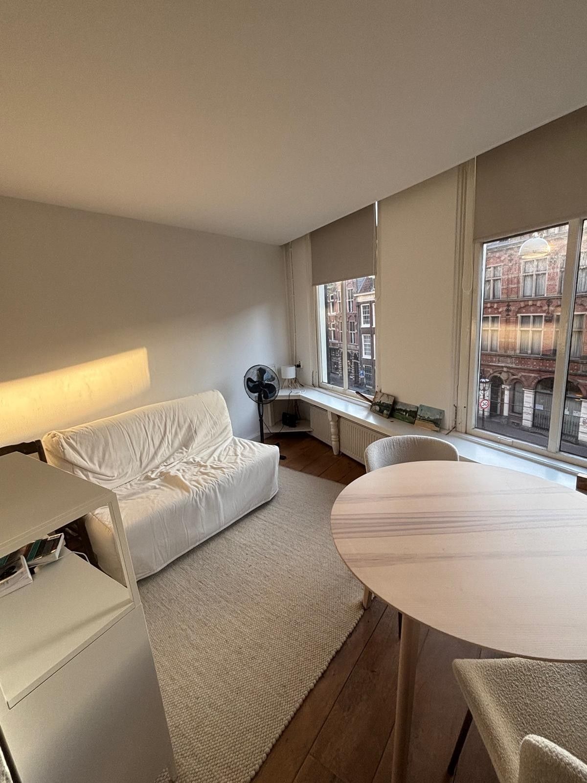 Bekijk foto 3 van Nieuwezijds Voorburgwal 332-2