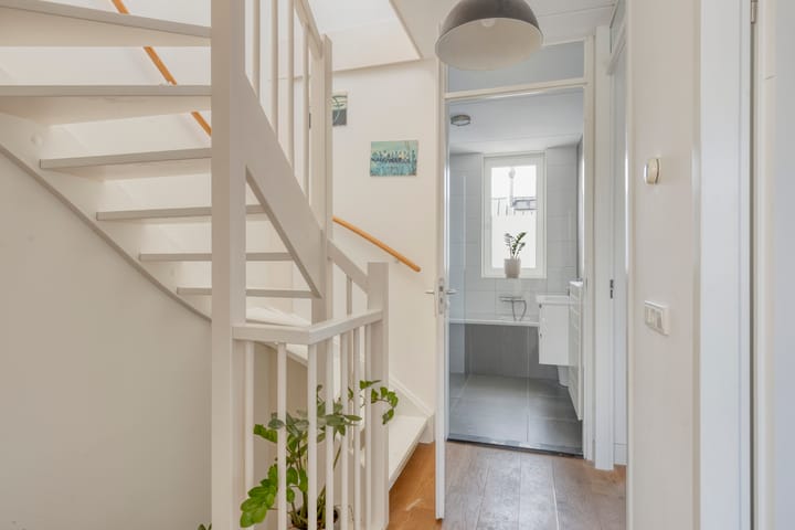 Hoekwoning te koop: Buru 73, Barneveld