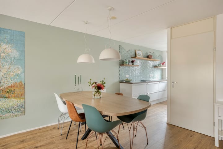 Tussenwoning te koop: Leidijk 10, Bemmel