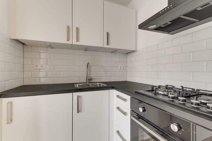 Studio te koop: Utrechtse Veer 28A1, Leiden