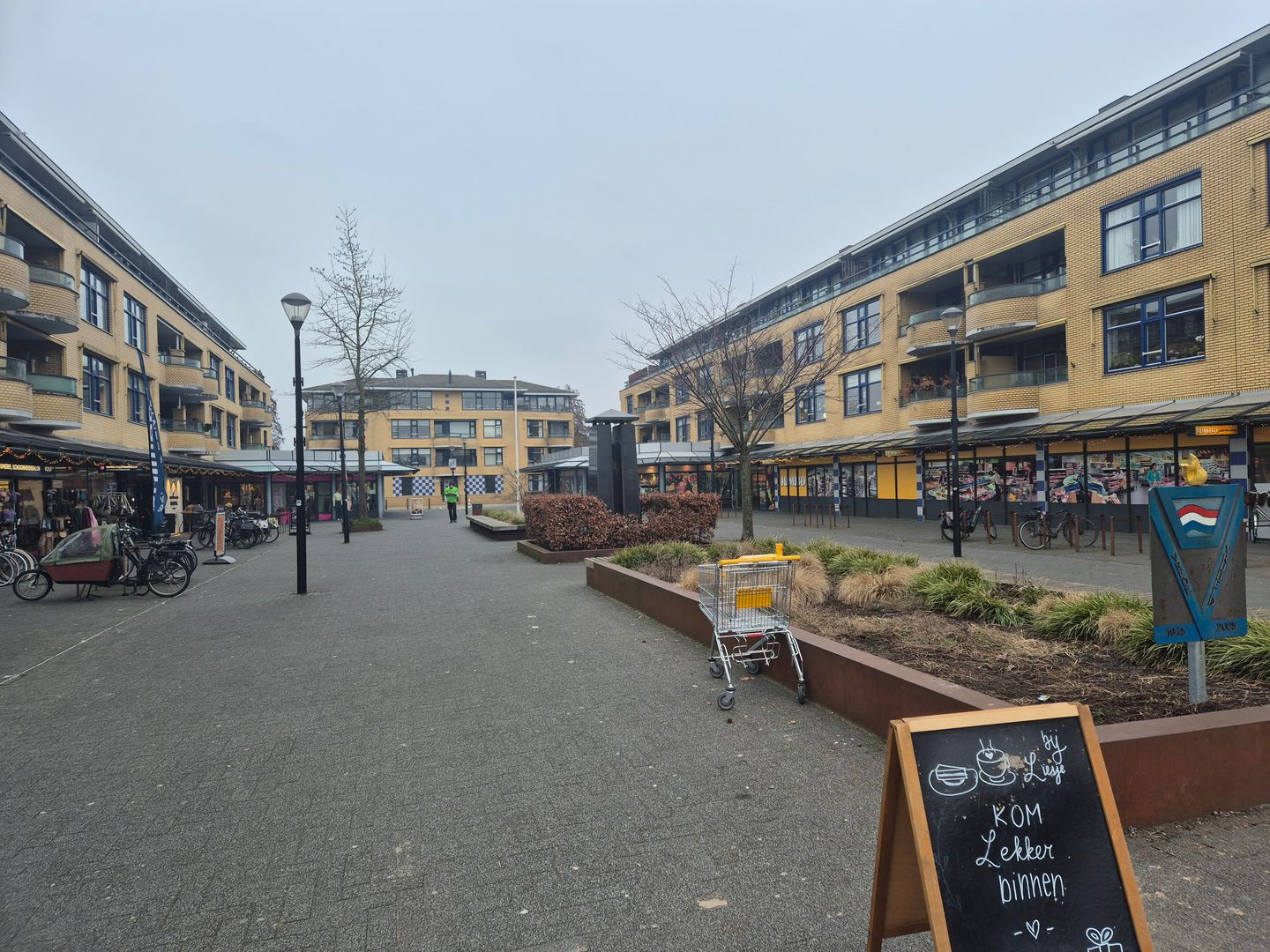 View photo 2 of Maertensplein 24