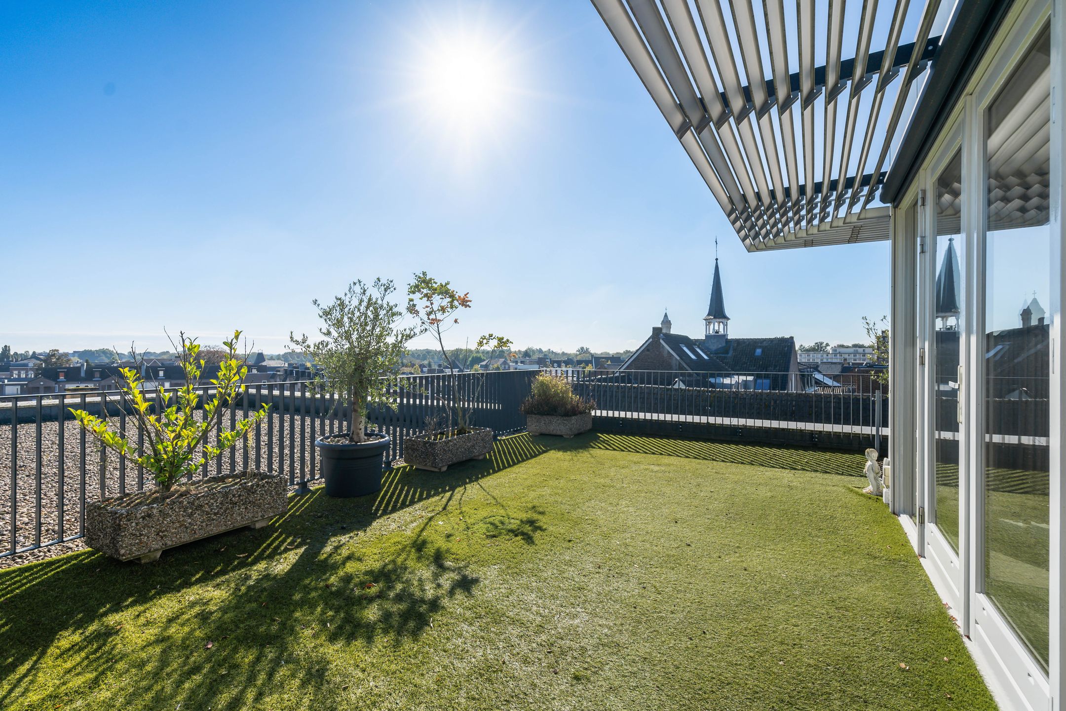 Photo 48 of Van Berlostraat 24