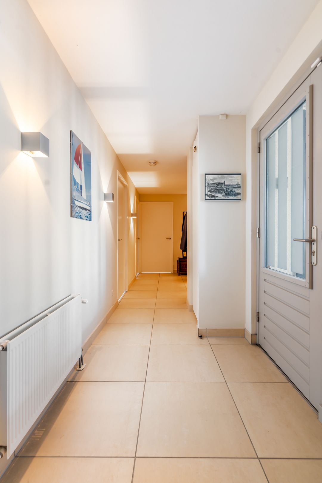 Photo 32 of Van Berlostraat 24