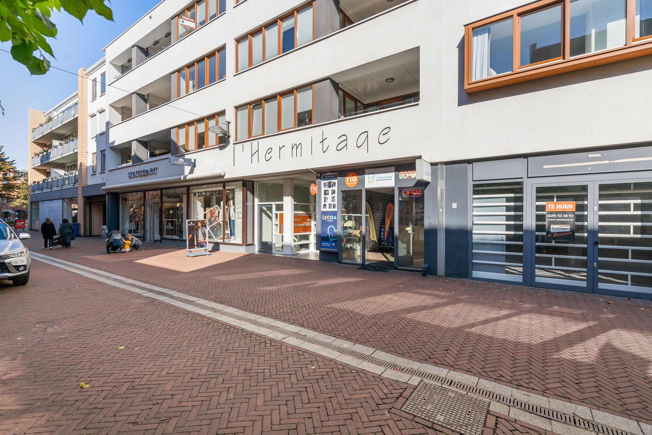 Photo 9 of Van Berlostraat 24