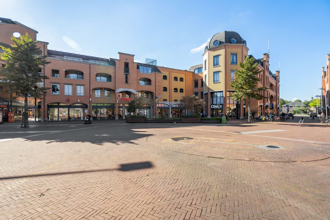 Photo 61 of Van Berlostraat 24