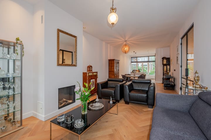 Appartement te koop: Thomsonlaan 132, 'S-Gravenhage