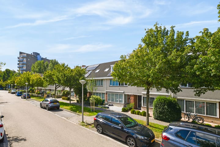 Tussenwoning te koop: Gunterstein 21, Amstelveen