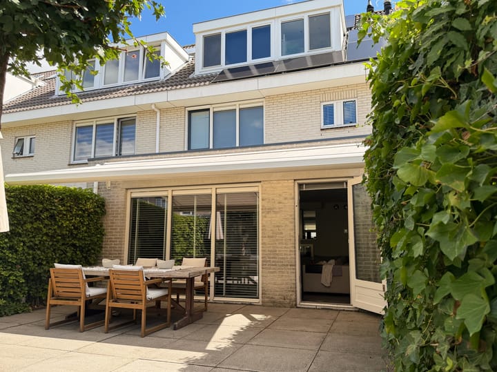 Tussenwoning te koop: Gunterstein 21, Amstelveen