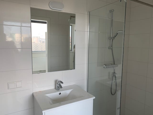 Photo 6 of Tivolistraat 118-A