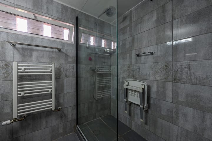 Tussenwoning te koop: Meeuwenstraat 21, Amersfoort