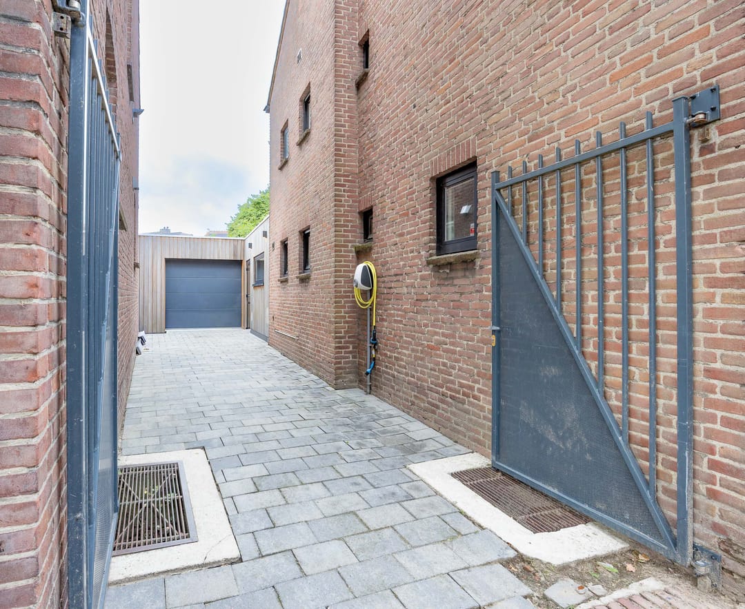 Photo 2 of Patersstraat 18