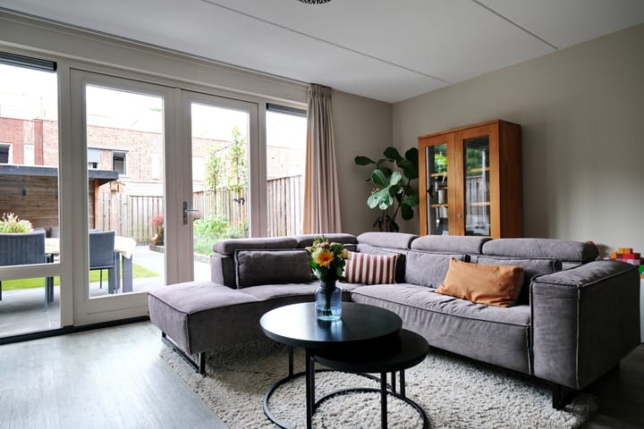 Tussenwoning te koop: Ermerzand 44, Ede