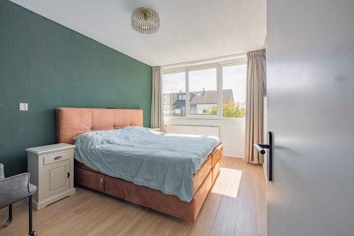 Tussenwoning te koop: Spaarnestraat 69, Oost-Souburg