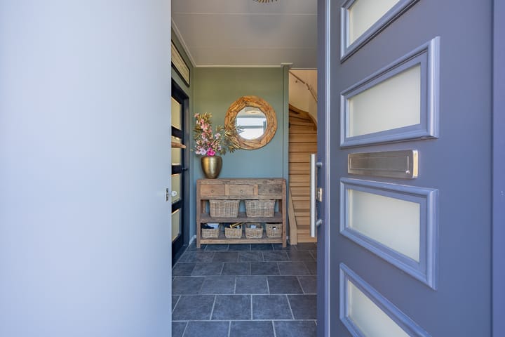 Tussenwoning te koop: Spaarnestraat 69, Oost-Souburg