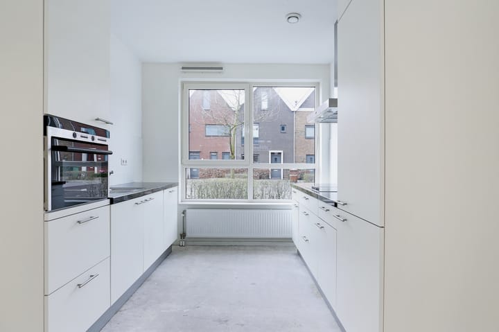 Tussenwoning te huur: Blokvucht 67, Breda