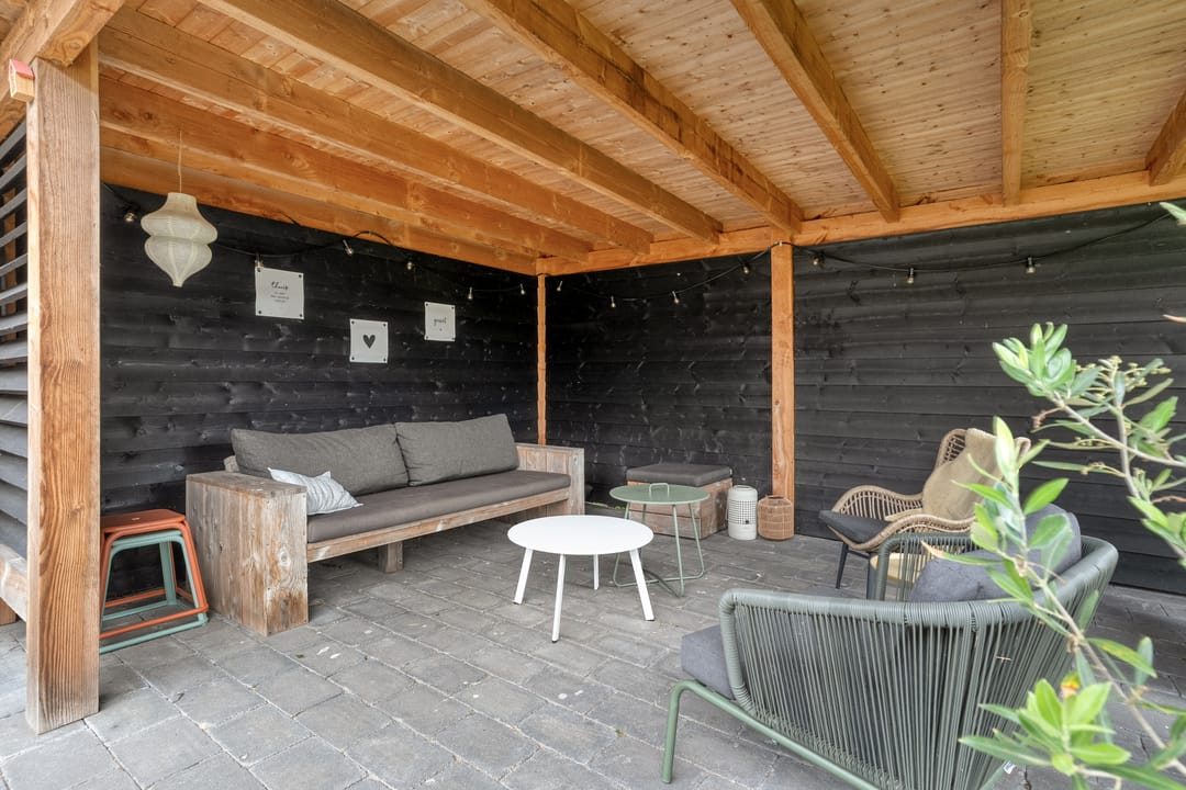 Photo 41 of Van Barneveldstraat 18