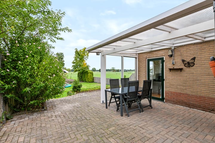 Vrijstaande woning te koop: Eerbeekseweg 115, Loenen