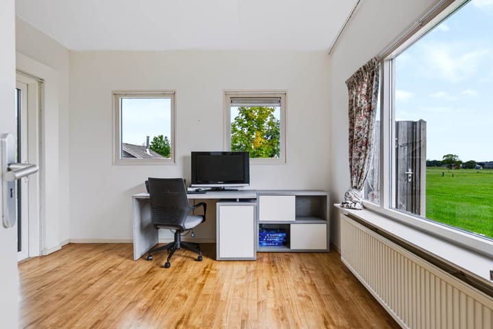 Vrijstaande woning te koop: Eerbeekseweg 115, Loenen