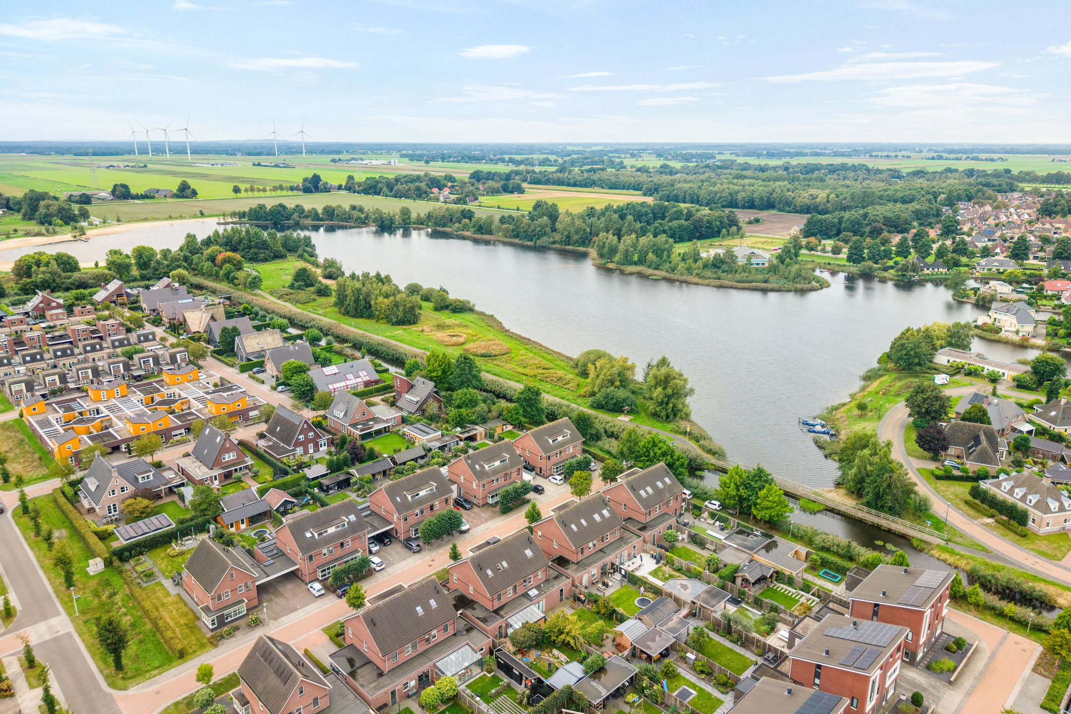 Photo 48 of Van Barneveldstraat 18