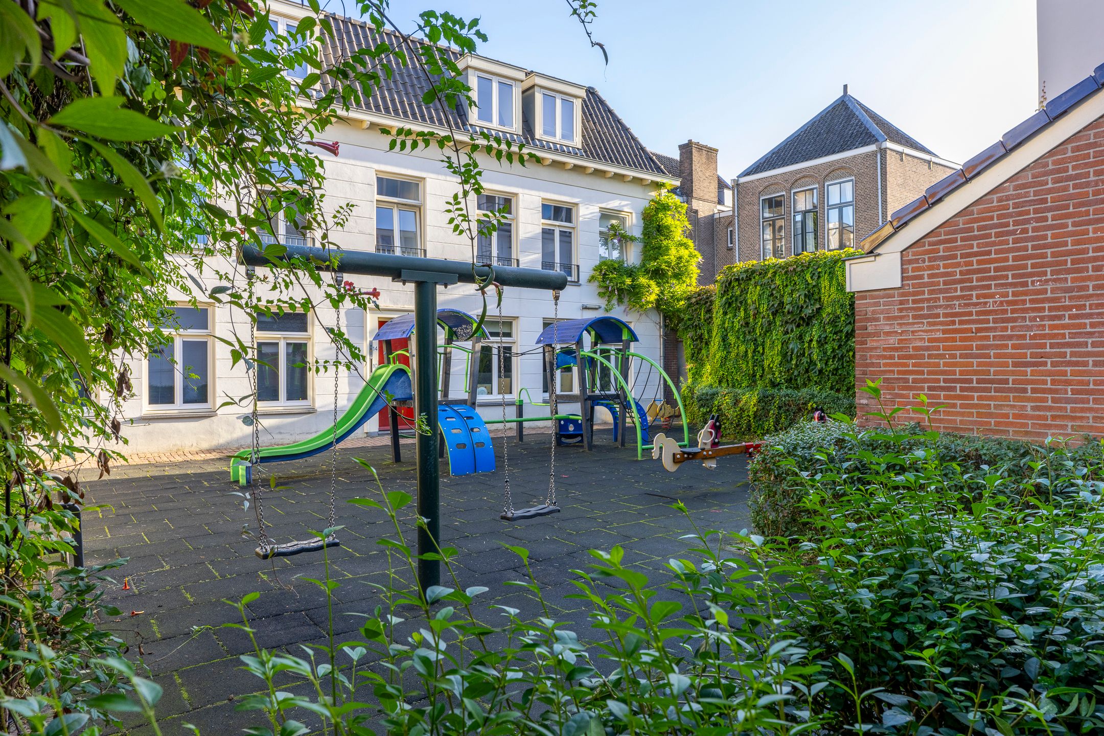 Photo 39 of Lange Rozendaal 35