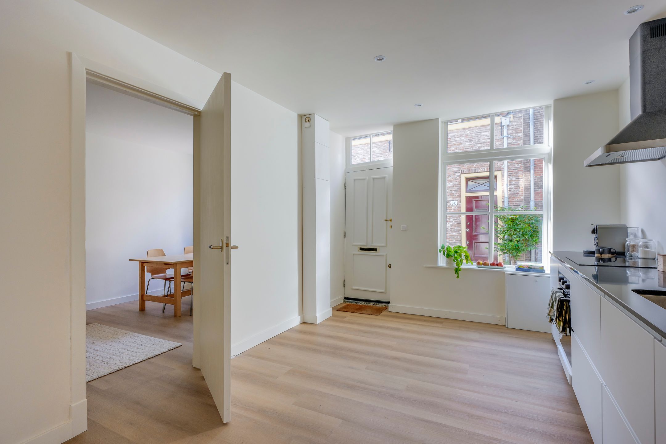 Photo 9 of Lange Rozendaal 35
