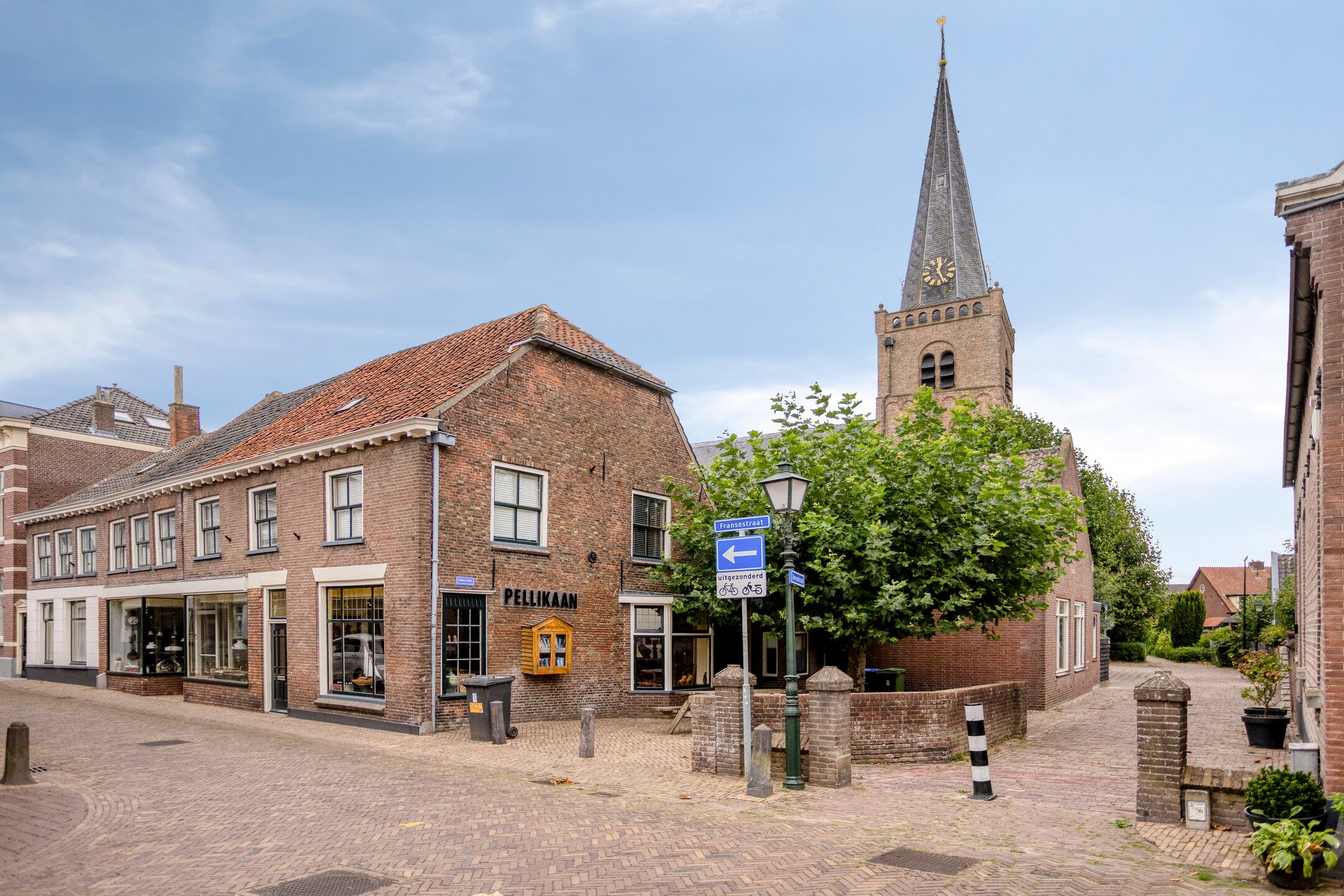 Photo 33 of Nieuwstraat 2