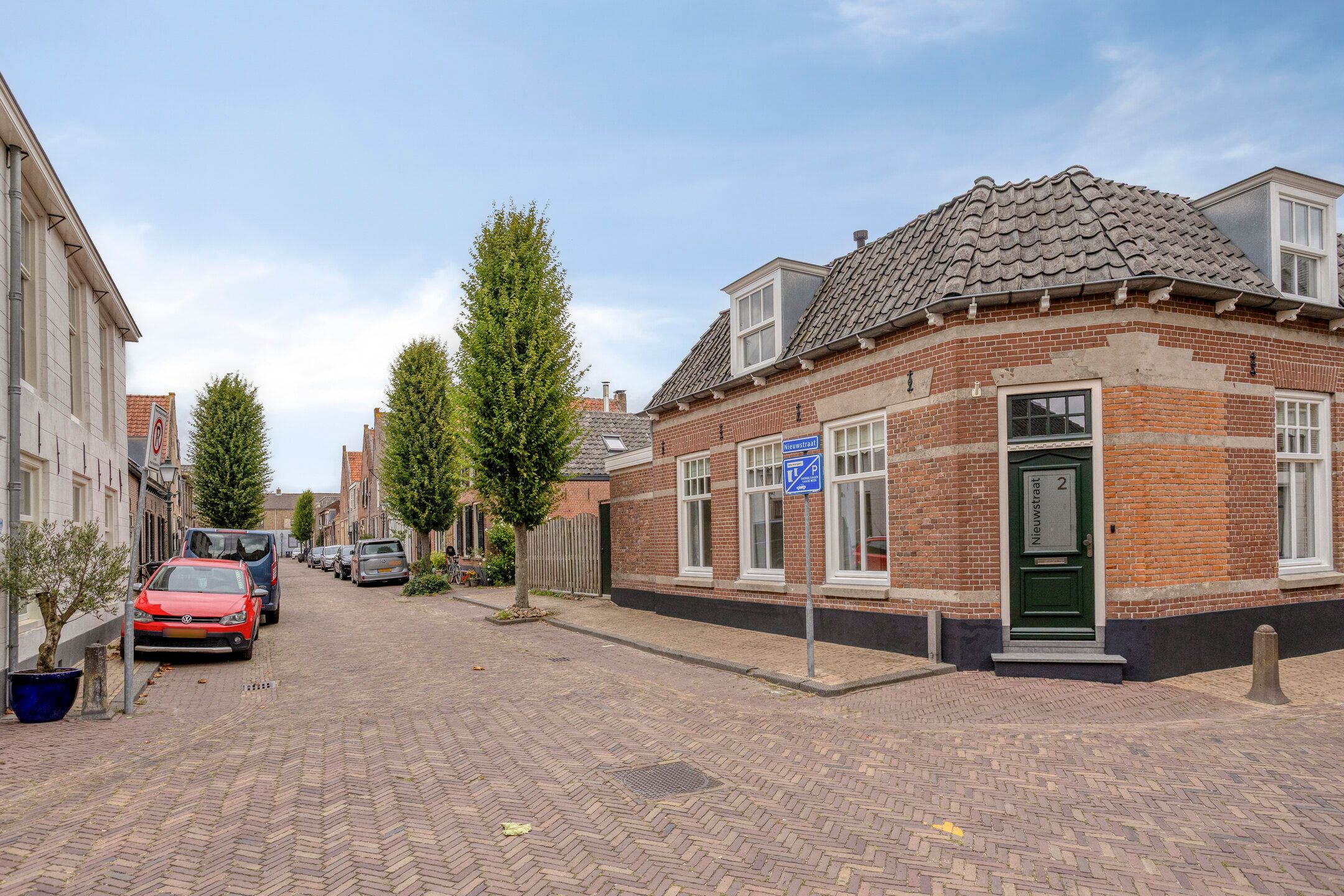 Photo 36 of Nieuwstraat 2