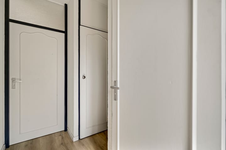 Tussenwoning te koop: Schoolstraat 48, Horst