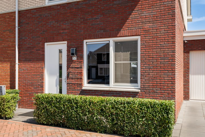 Hoekwoning te koop: Hoeksehof 52, Bergschenhoek