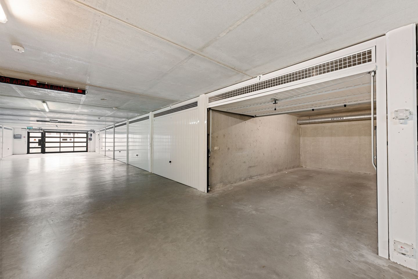 Photo 10 of Antoni Gaudipark 94
