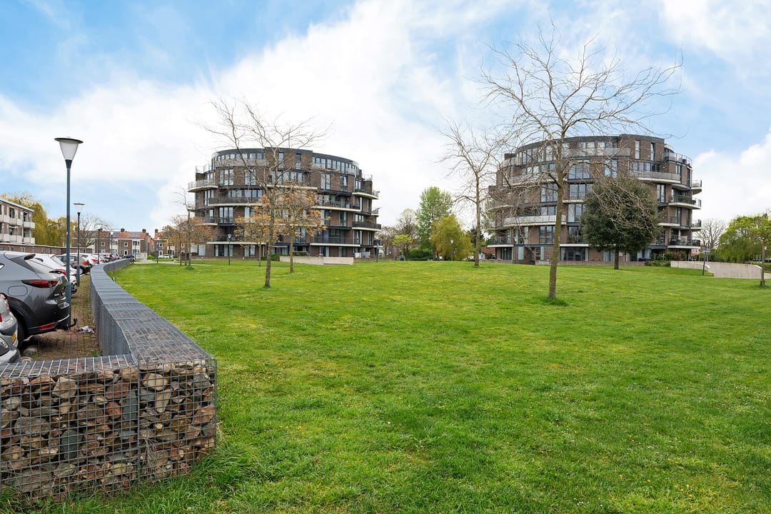 Photo 8 of Antoni Gaudipark 94