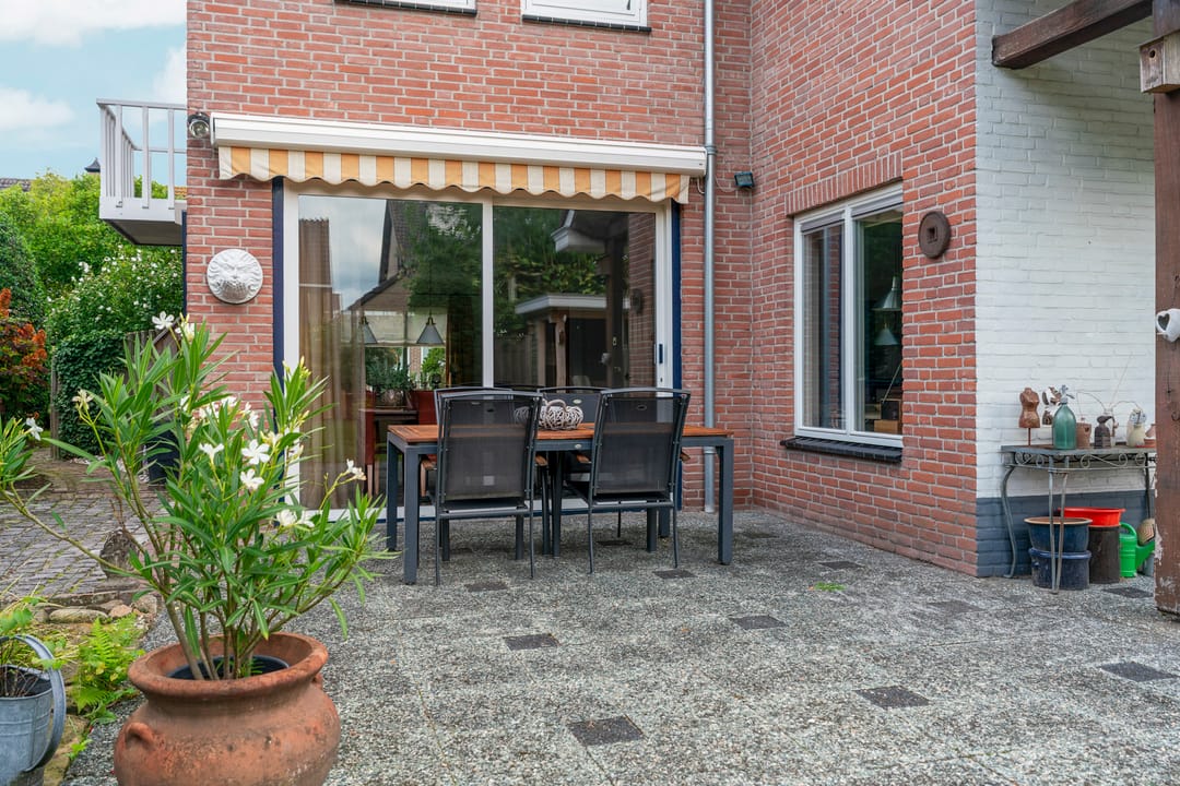 Foto 38 van Oranje-Nassaulaan 99