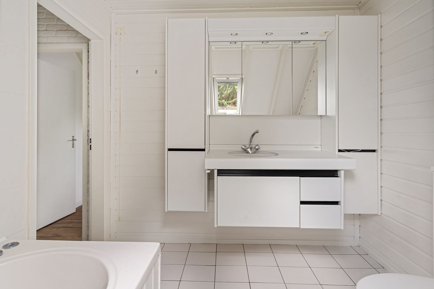 Photo 40 of Oosterwijk WZ 50