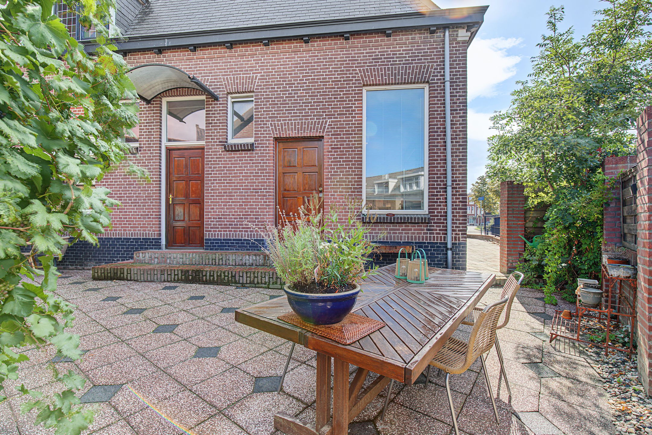 Photo 51 of Voorstraat 94