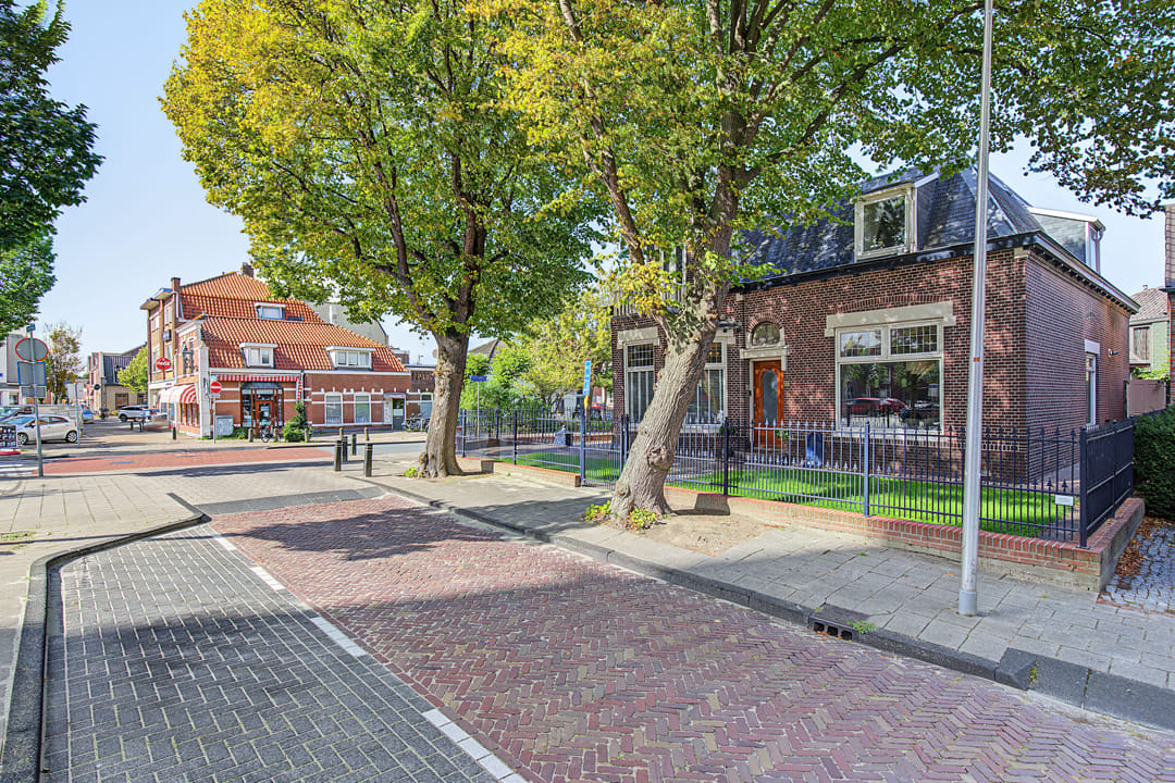 Photo 52 of Voorstraat 94