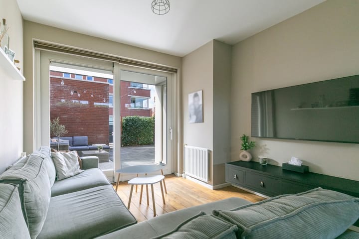 Tussenwoning te koop: Zeldenrustlaan 25, Raamsdonksveer