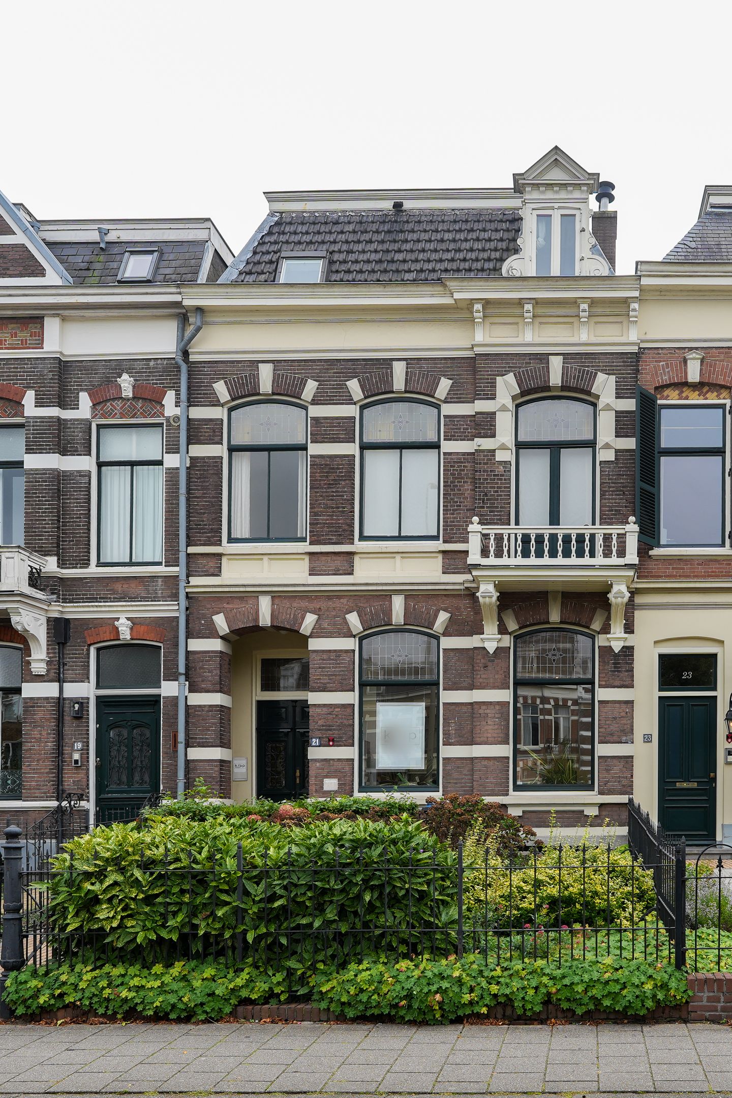 Bekijk foto 2 van Graafseweg 21