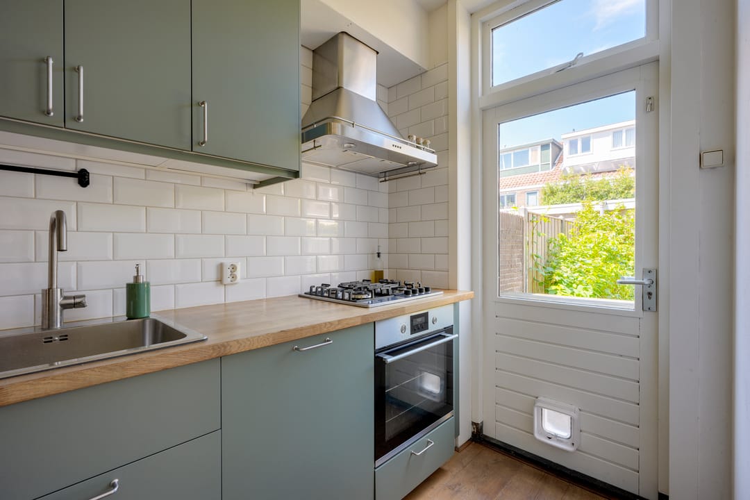 Photo 16 of Nicolaas Sopingiusstraat 76