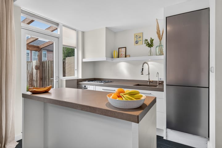 Hoekwoning te koop: Paulusstraat 13, Vught