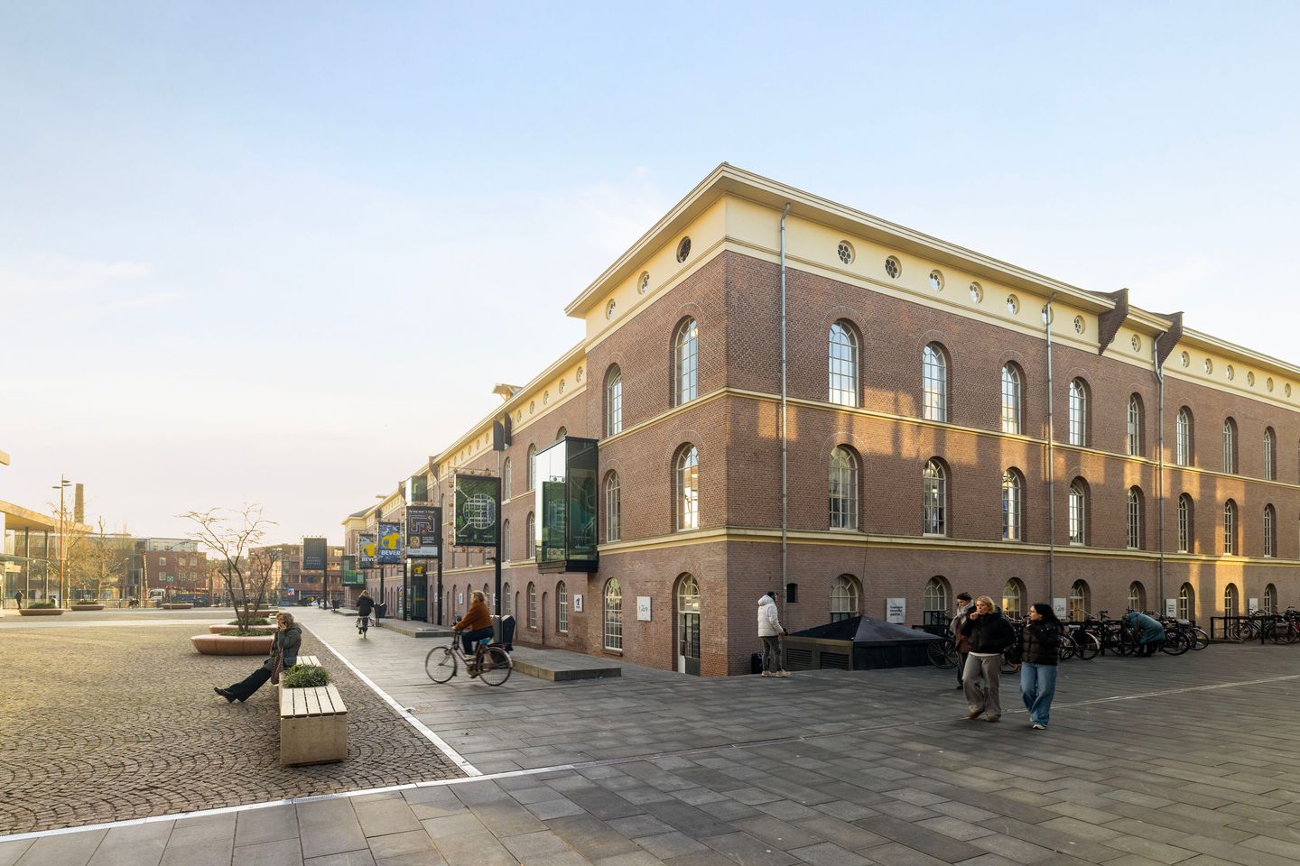 View photo 2 of Boreelplein 39-72
