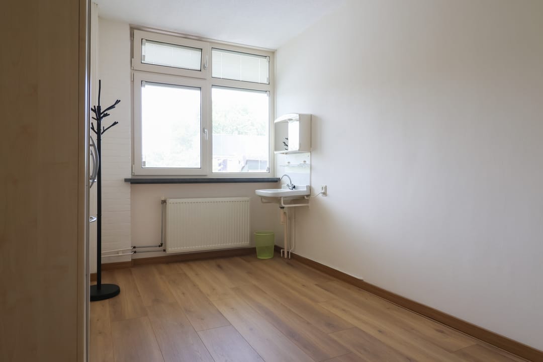 Photo 38 of Hoornbloem 25