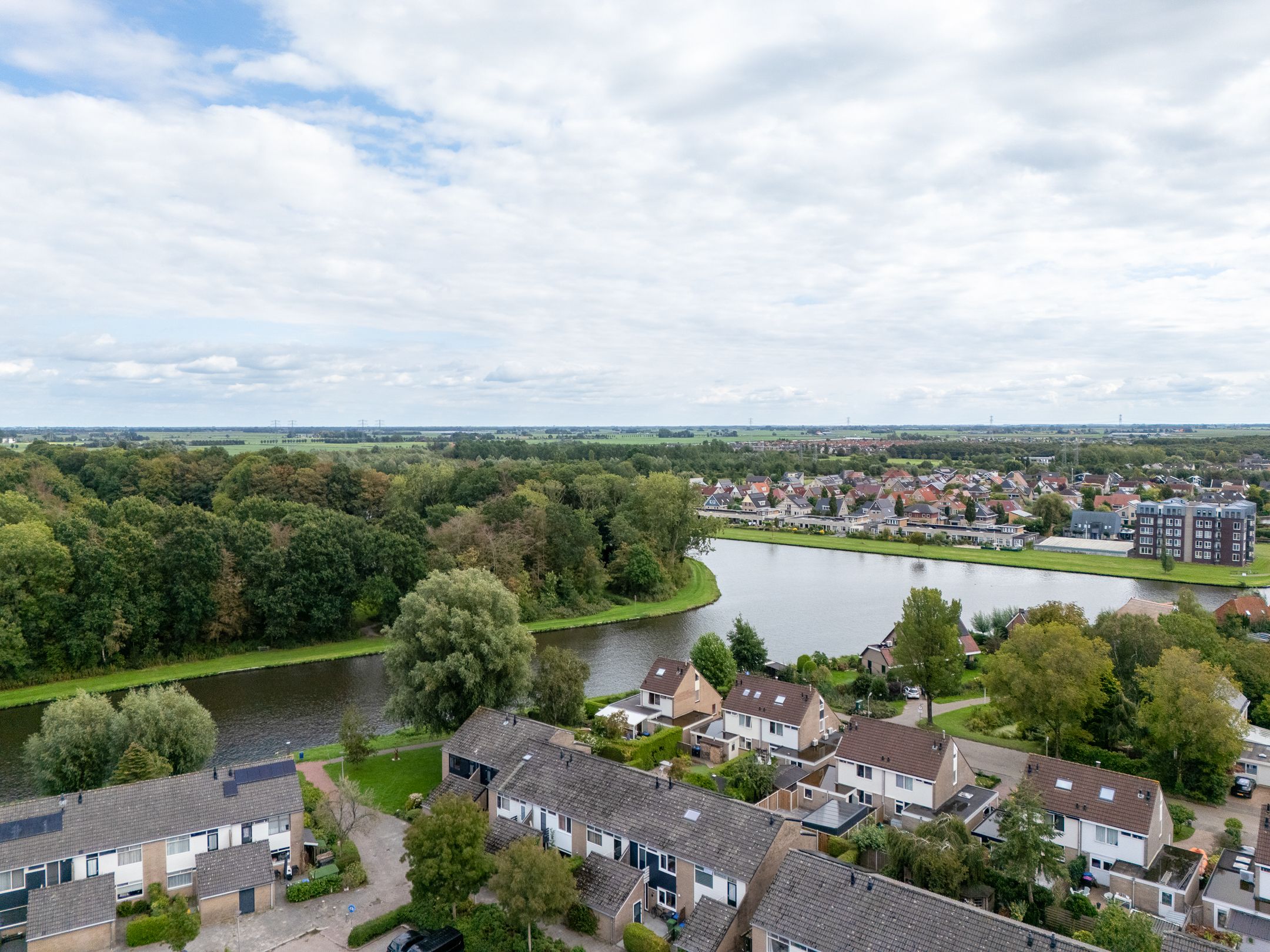 Photo 60 of Hoornbloem 25