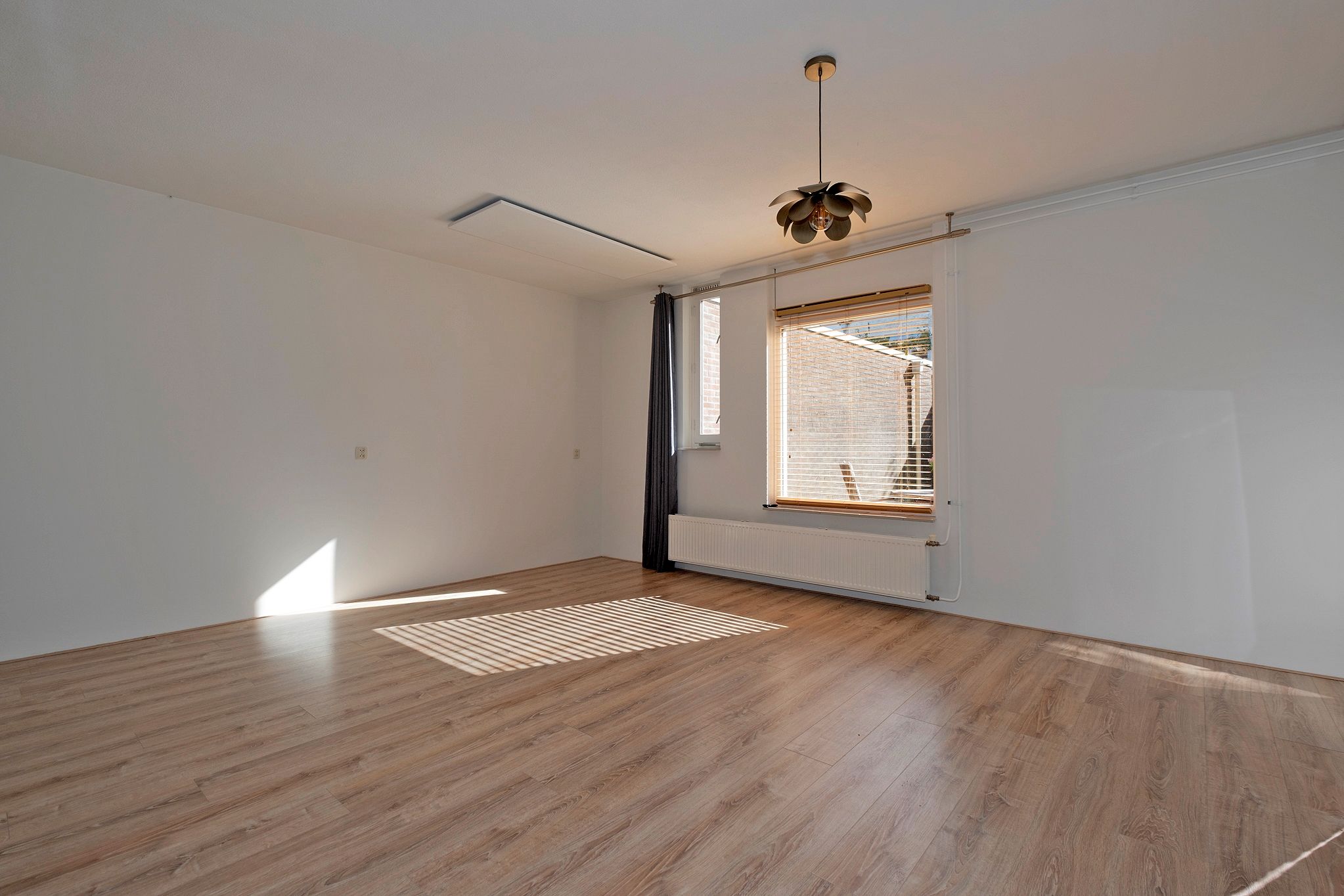 Photo 9 of Bedumerstraat 21