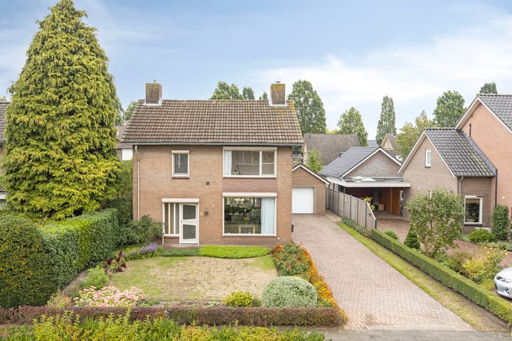 Vrijstaande woning te koop: Kerkveld 28, Nistelrode