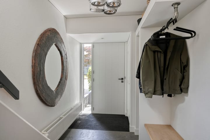 Tussenwoning te koop: Liefkenshoek 7, Riel