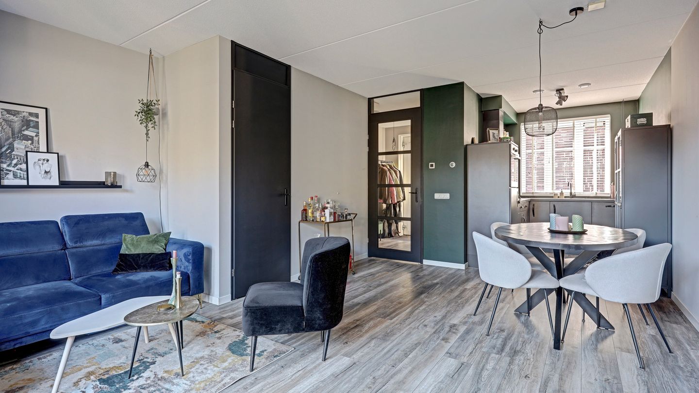 Photo 5 of Scholl Engbertsstraat 14