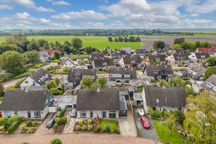 Hoekwoning te koop: Juckemastrjitte 10, Menaam