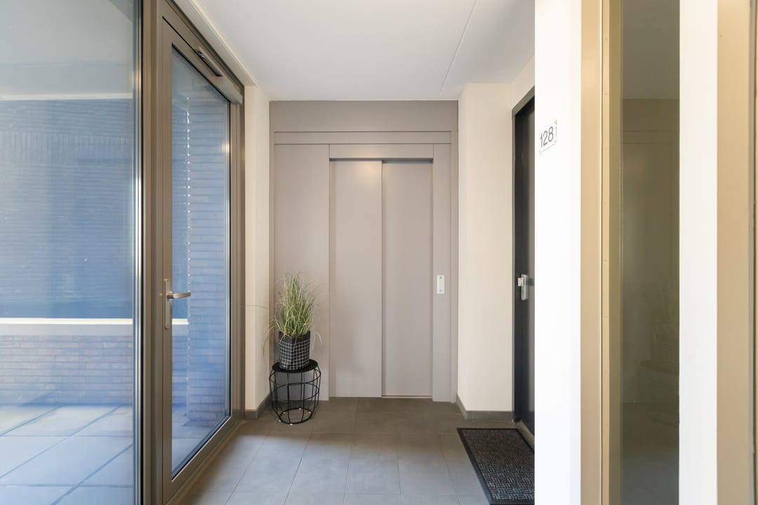 Photo 32 of Werf van Schouten 134