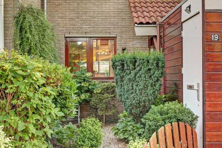 Tussenwoning te koop: Schoenerkade 19, Zoetermeer